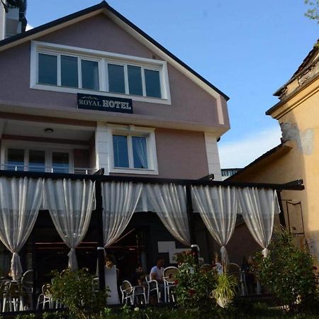 Royal Hotel Peshkopi Albania Luaran gambar