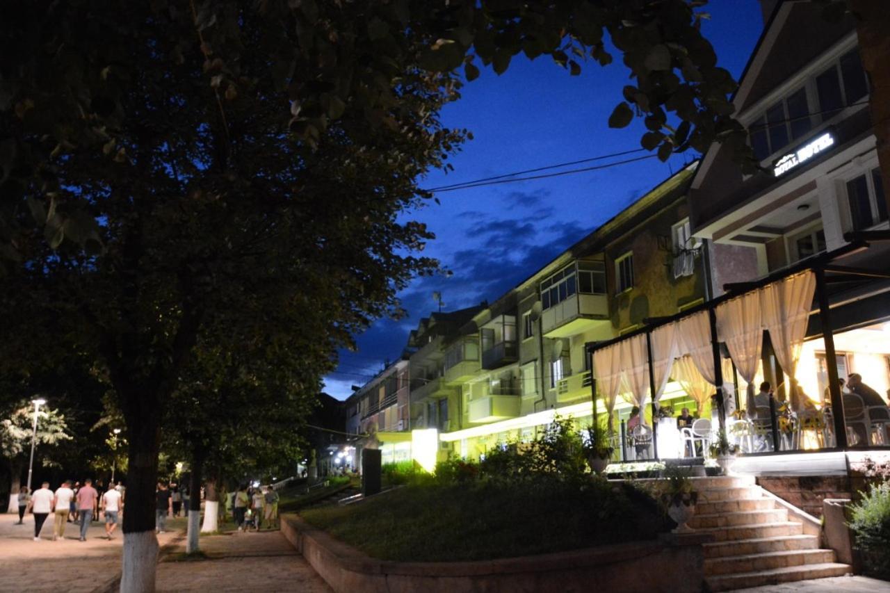 Royal Hotel Peshkopi Albania Luaran gambar