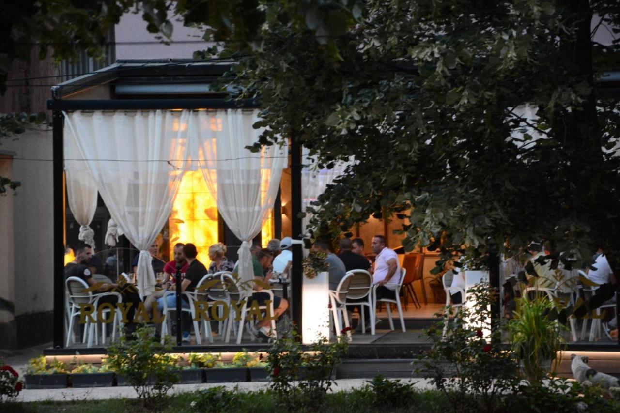 Royal Hotel Peshkopi Albania Luaran gambar