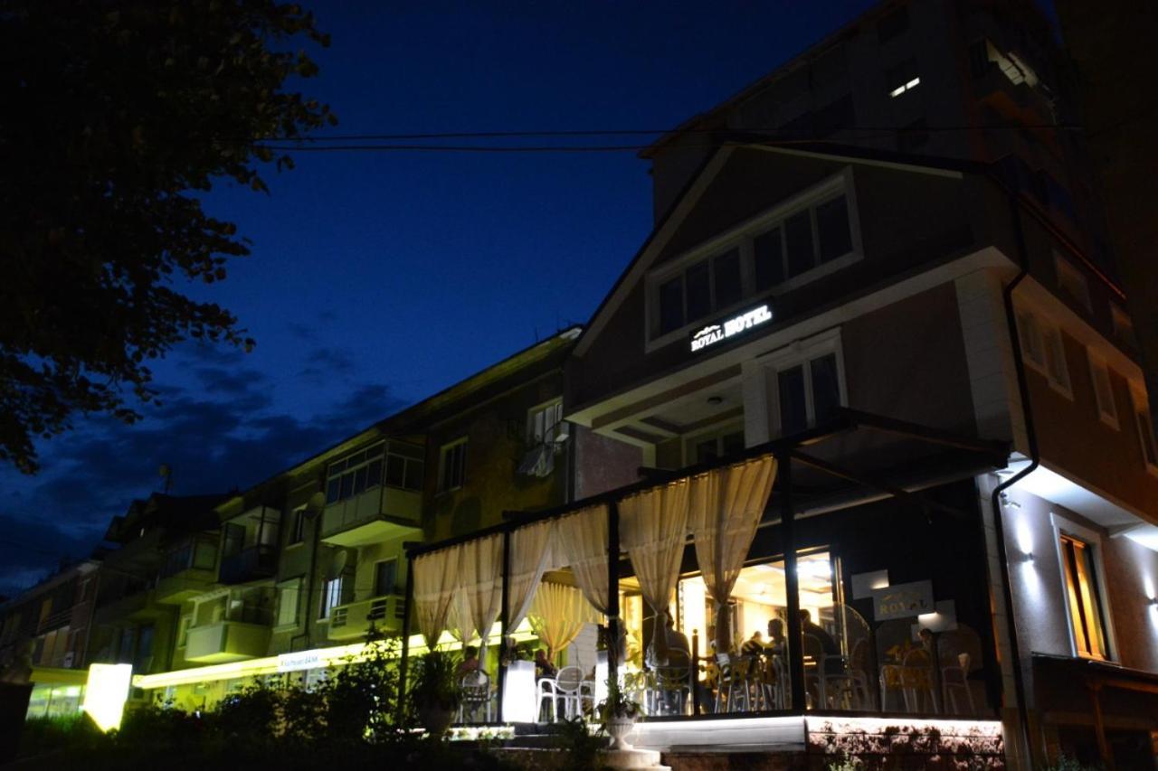 Royal Hotel Peshkopi Albania Luaran gambar